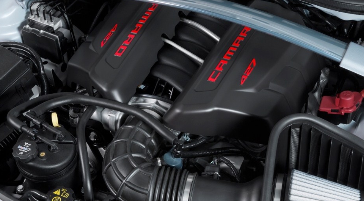 2022 Chevy Camaro Engine