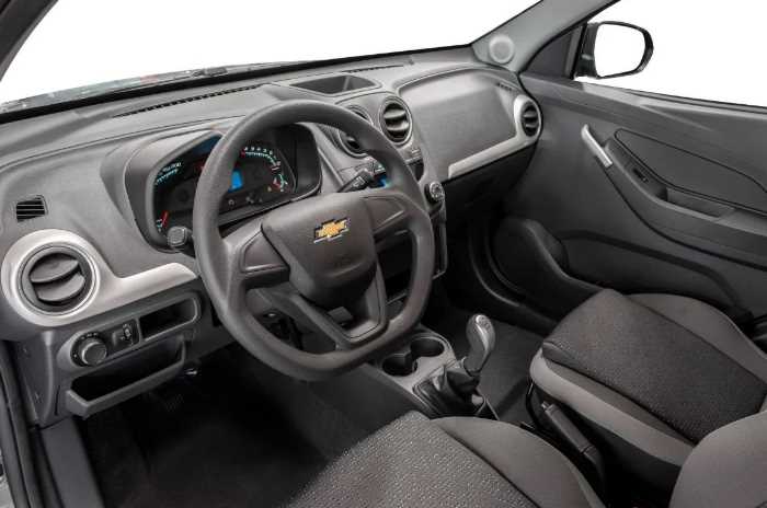 2022 Chevrolet Montana Interior
