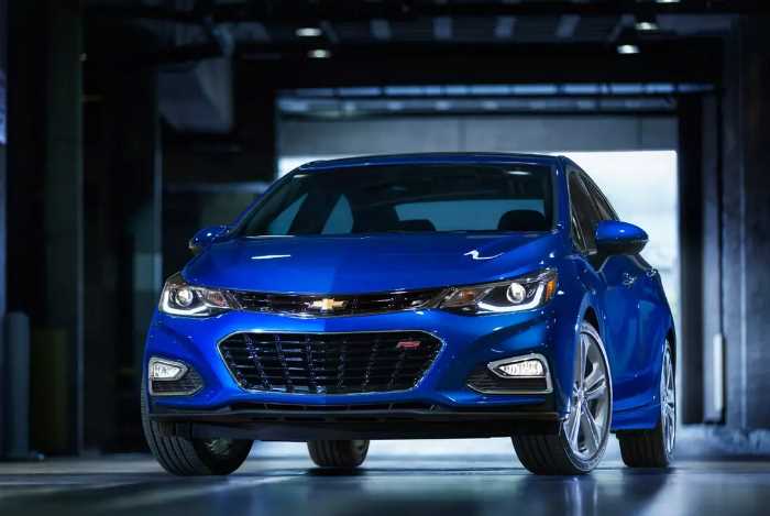 2023 Chevrolet Cruze Exterior